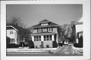 237 E 4TH ST, a American Foursquare house, built in Fond du Lac, Wisconsin in 1925.