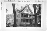 157 6TH ST, a Queen Anne house, built in Fond du Lac, Wisconsin in 1900.