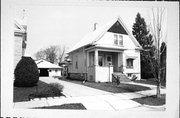 6 BOYLE PLACE, a Front Gabled house, built in Fond du Lac, Wisconsin in 1915.