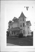 NE CORNER OF CONGRESS ST AT 4TH ST, a Queen Anne house, built in Bloomington, Wisconsin in .