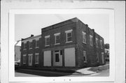 2225 N MAIN ST, a Federal retail building, built in Hazel Green, Wisconsin in 1847.