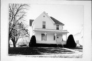 644 N ADAMS ST, a Queen Anne house, built in Lancaster, Wisconsin in 1900.