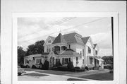 142 W OAK ST, a Queen Anne house, built in Lancaster, Wisconsin in 1893.