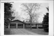 1315 N WATER ST, a Ranch rectory/parsonage, built in Platteville, Wisconsin in 1960.