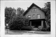 1922 11TH ST, a Front Gabled house, built in Monroe, Wisconsin in 1916.