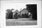 HIGHWAY 44, 1 MILE WEST OF COUNTY TRUNK H, a Italianate house, built in Kingston, Wisconsin in .