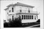 206 S JONES ST, a Italianate house, built in Barneveld, Wisconsin in 1907.