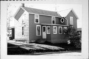 305 N KENZIE ST, a Gabled Ell house, built in Barneveld, Wisconsin in 1907.