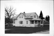 401 WALDWICK ST, a Front Gabled house, built in Hollandale, Wisconsin in 1914.