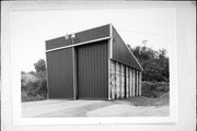 6 COMMERCE ST, a Astylistic Utilitarian Building garage, built in Mineral Point, Wisconsin in .
