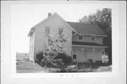W SIDE OF DUCK CREEK RD, 1 M S OF BAKERTOWN RD, a Queen Anne house, built in Farmington, Wisconsin in .