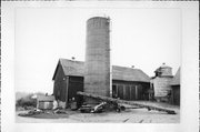 N9163 SKI SLIDE RD, a Astylistic Utilitarian Building barn, built in Ixonia, Wisconsin in .