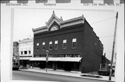 112-116 W MAIN ST, a Commercial Vernacular large retail building, built in Palmyra, Wisconsin in 1884.