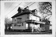 1011 S 7TH ST, a Queen Anne house, built in Watertown, Wisconsin in .