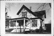 607 S 12TH ST, a Queen Anne house, built in Watertown, Wisconsin in .