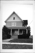 421 COLLEGE AVE, a Front Gabled house, built in Watertown, Wisconsin in .