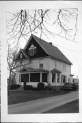 501 COLLEGE AVE, a Front Gabled house, built in Watertown, Wisconsin in .