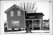 813 E DIVISION ST, a Gabled Ell house, built in Watertown, Wisconsin in .