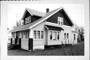 305 N WARREN ST, a Bungalow house, built in Watertown, Wisconsin in .