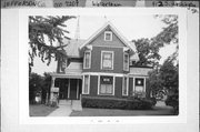 412 S WASHINGTON ST, a Queen Anne house, built in Watertown, Wisconsin in 1900.