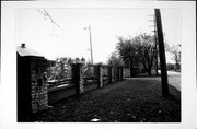 2901 ALFORD DR, a NA (unknown or not a building) fence, built in Kenosha, Wisconsin in 1930.