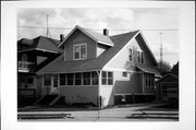 2507 ROOSEVELT RD, a Bungalow house, built in Kenosha, Wisconsin in 1920.