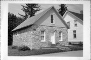 503 FRANKLIN ST, a Front Gabled grocery, built in Kewaunee, Wisconsin in 1906.