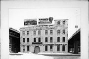 604 S 2ND ST, a Other Vernacular warehouse, built in La Crosse, Wisconsin in 1898.