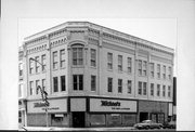 200 S 4TH ST, a Other Vernacular large retail building, built in La Crosse, Wisconsin in 1887.