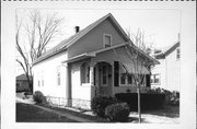 323 N 13TH ST 323 N 13TH ST, a Front Gabled house, built in La Crosse, Wisconsin in .