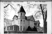 204 S 19TH ST, a Queen Anne house, built in La Crosse, Wisconsin in 1893.