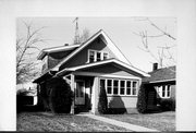 432 S 23RD ST, a Bungalow house, built in La Crosse, Wisconsin in .