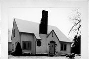 1916 CASS ST, a English Revival Styles house, built in La Crosse, Wisconsin in 1929.