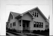 2131 GRANDVIEW PLACE, a Bungalow house, built in La Crosse, Wisconsin in 1932.