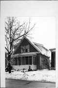 1616 JACKSON ST 1616 JACKSON ST, a Front Gabled house, built in La Crosse, Wisconsin in .