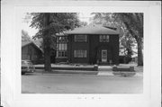 1230 KING ST, a Prairie School house, built in La Crosse, Wisconsin in 1922.