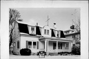 1615 KING ST, a Colonial Revival/Georgian Revival house, built in La Crosse, Wisconsin in 1906.