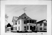 1505-1507 LOOMIS ST, a Queen Anne house, built in La Crosse, Wisconsin in .