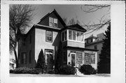1315 MAIN ST, a Queen Anne house, built in La Crosse, Wisconsin in 1893.