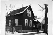 811 MARKET ST, a Gabled Ell house, built in La Crosse, Wisconsin in .