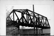 ST CLOUD ST, a NA (unknown or not a building) overhead truss bridge, built in La Crosse, Wisconsin in 1920.
