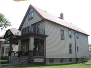 1631-1633 S LAYTON BLVD, a Front Gabled duplex, built in Milwaukee, Wisconsin in 1911.