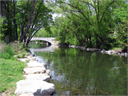 YAHARA RIVER PARKWAY YAHARA RIVER PARKWAY, a NA (unknown or not a building) park, built in Madison, Wisconsin in 1906.