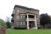 3200 W WISCONSIN AVE, a Neoclassical/Beaux Arts apartment/condominium, built in Milwaukee, Wisconsin in 1907.