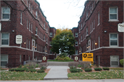 2029-2041 W WISCONSIN AVE, a Arts and Crafts apartment/condominium, built in Milwaukee, Wisconsin in 1914.