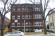 2029-2041 W WISCONSIN AVE, a Arts and Crafts apartment/condominium, built in Milwaukee, Wisconsin in 1914.