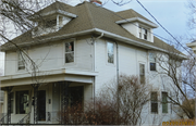 918 WASHINGTON AVE 918 WASHINGTON AVE, a American Foursquare house, built in Oshkosh, Wisconsin in 1903.