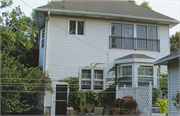 918 WASHINGTON AVE 918 WASHINGTON AVE, a American Foursquare house, built in Oshkosh, Wisconsin in 1903.