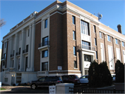 115 S JEFFERSON ST 115 S JEFFERSON ST, a Neoclassical/Beaux Arts social recreational/fraternal hall, built in Green Bay, Wisconsin in 1924.