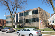 9730 W BLUEMOUND RD, a International Style small office building, built in Wauwatosa, Wisconsin in 1962.